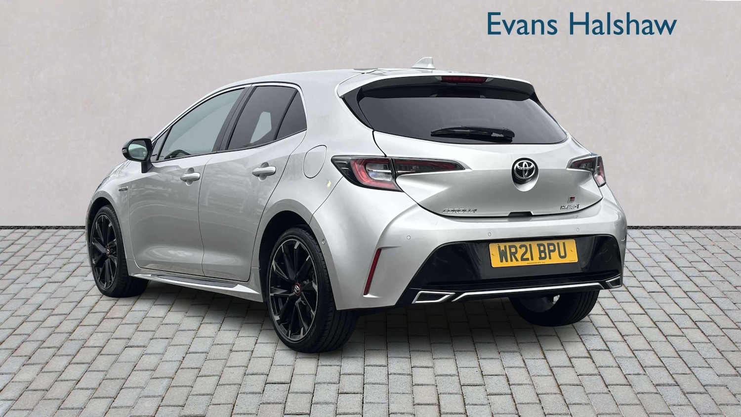 Used Toyota Corolla for sale - 77861579: Photo 2