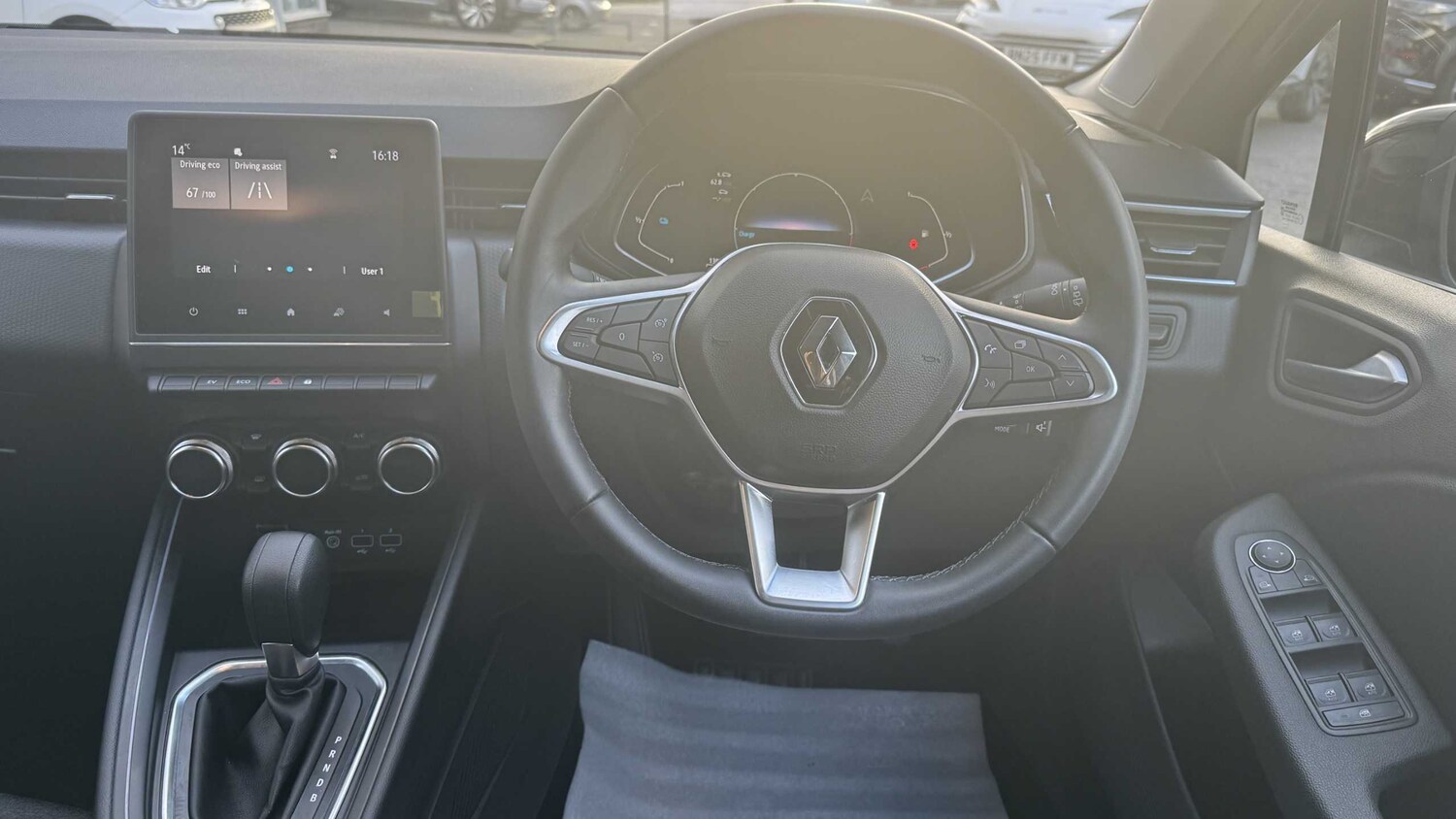 Used Renault Clio 2022 for sale - 77857378: Photo 12