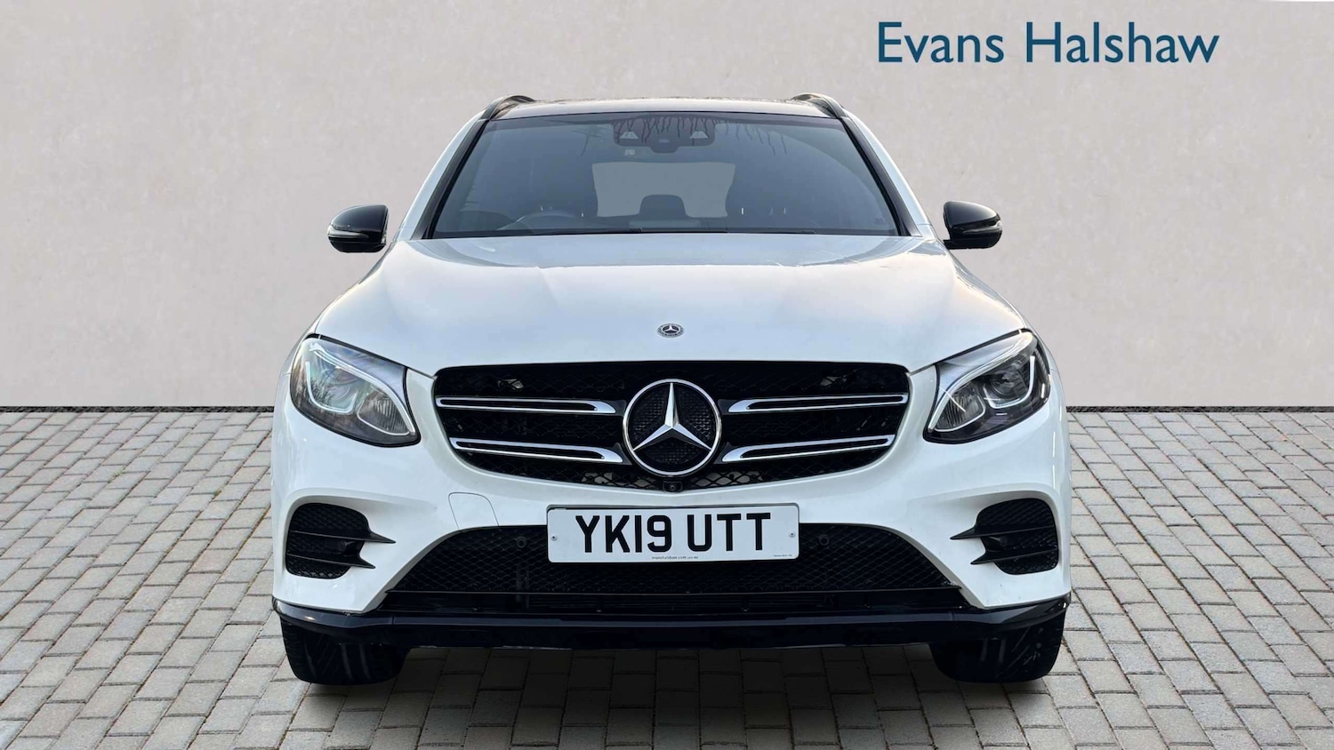 Used Mercedes-Benz GLC 2019 for sale - 77942870: Photo 4