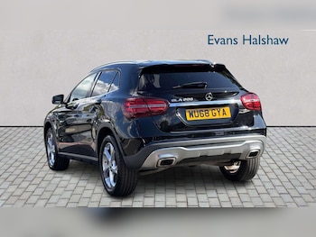 Used Mercedes-Benz GLA 2018 for sale - 79579415: Photo