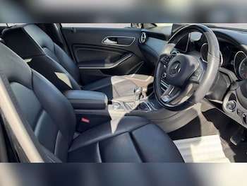 Used Mercedes-Benz GLA 2018 for sale - 79579415: Photo