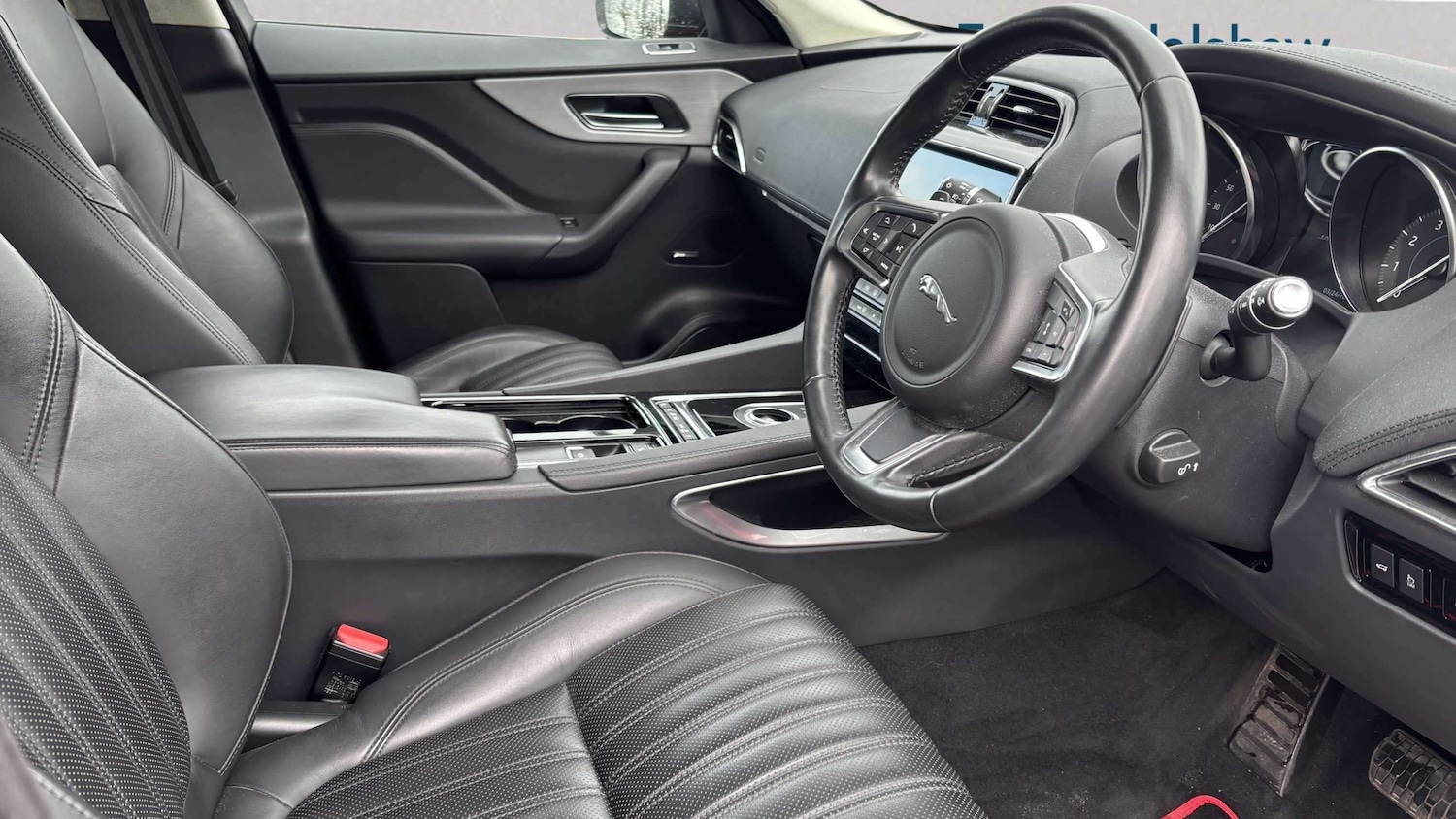 Used Jaguar F-Pace 2020 for sale - 78161415: Photo 3