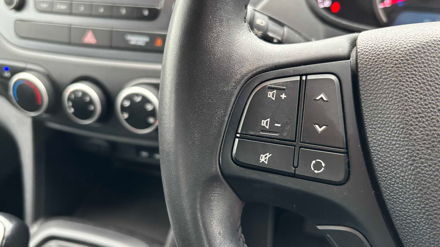 Used Hyundai i10 2019 for sale - 78209074: Photo 15