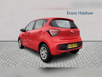 Used Hyundai i10 2019 for sale - 78209074: Photo
