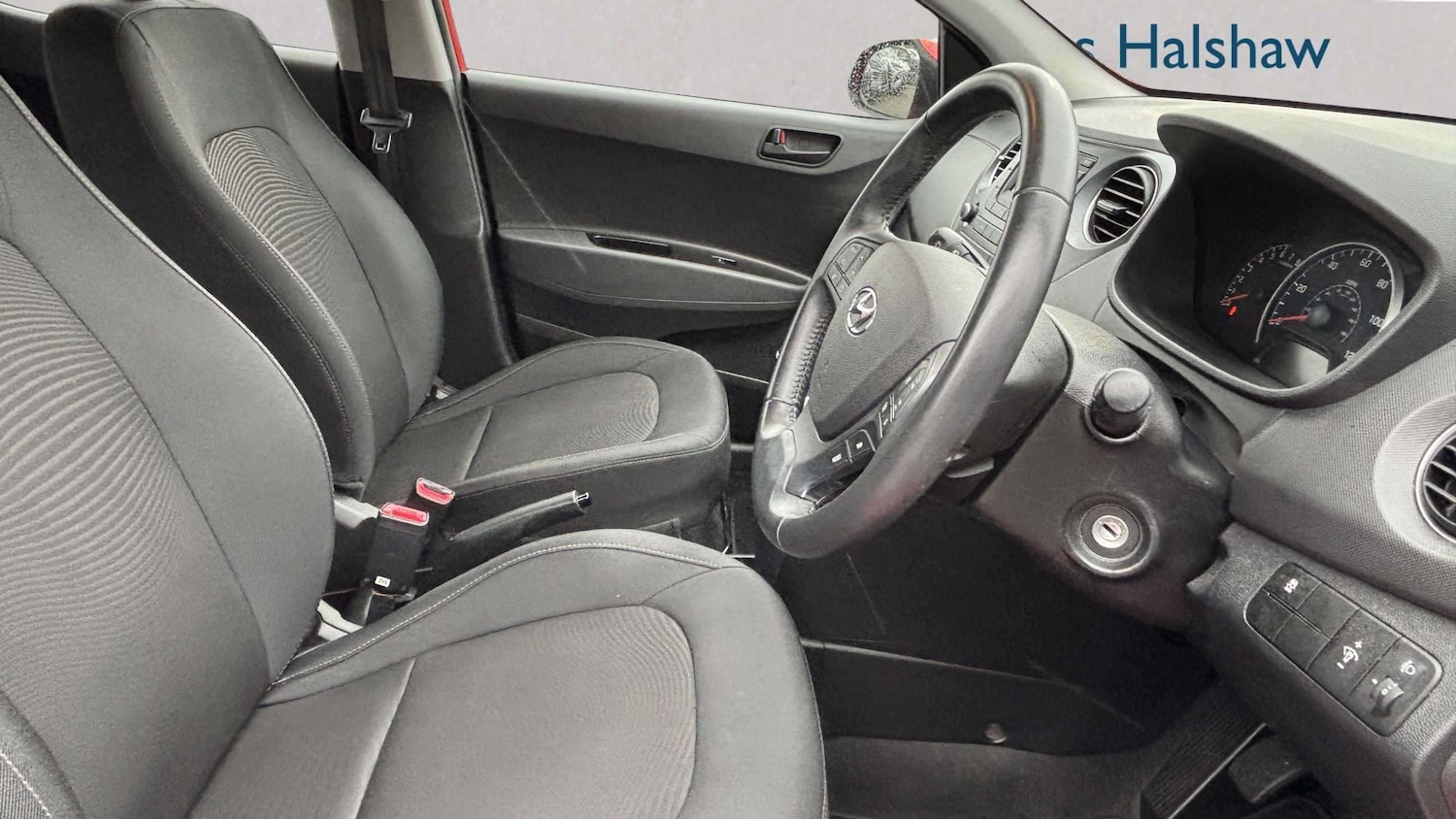 Used Hyundai i10 2019 for sale - 78209074: Photo 3