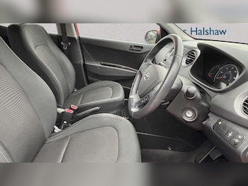 Used Hyundai i10 2019 for sale - 78209074: Photo