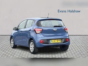 Used Hyundai i10 2017 for sale - 79567922: Photo