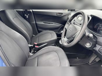 Used Hyundai i10 2017 for sale - 79567922: Photo