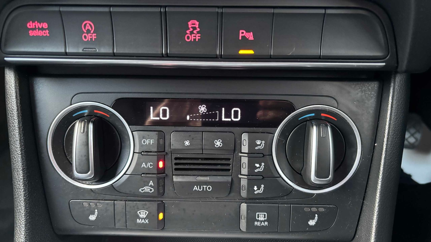 Used Audi Q3 for sale - 77859729: Photo 19