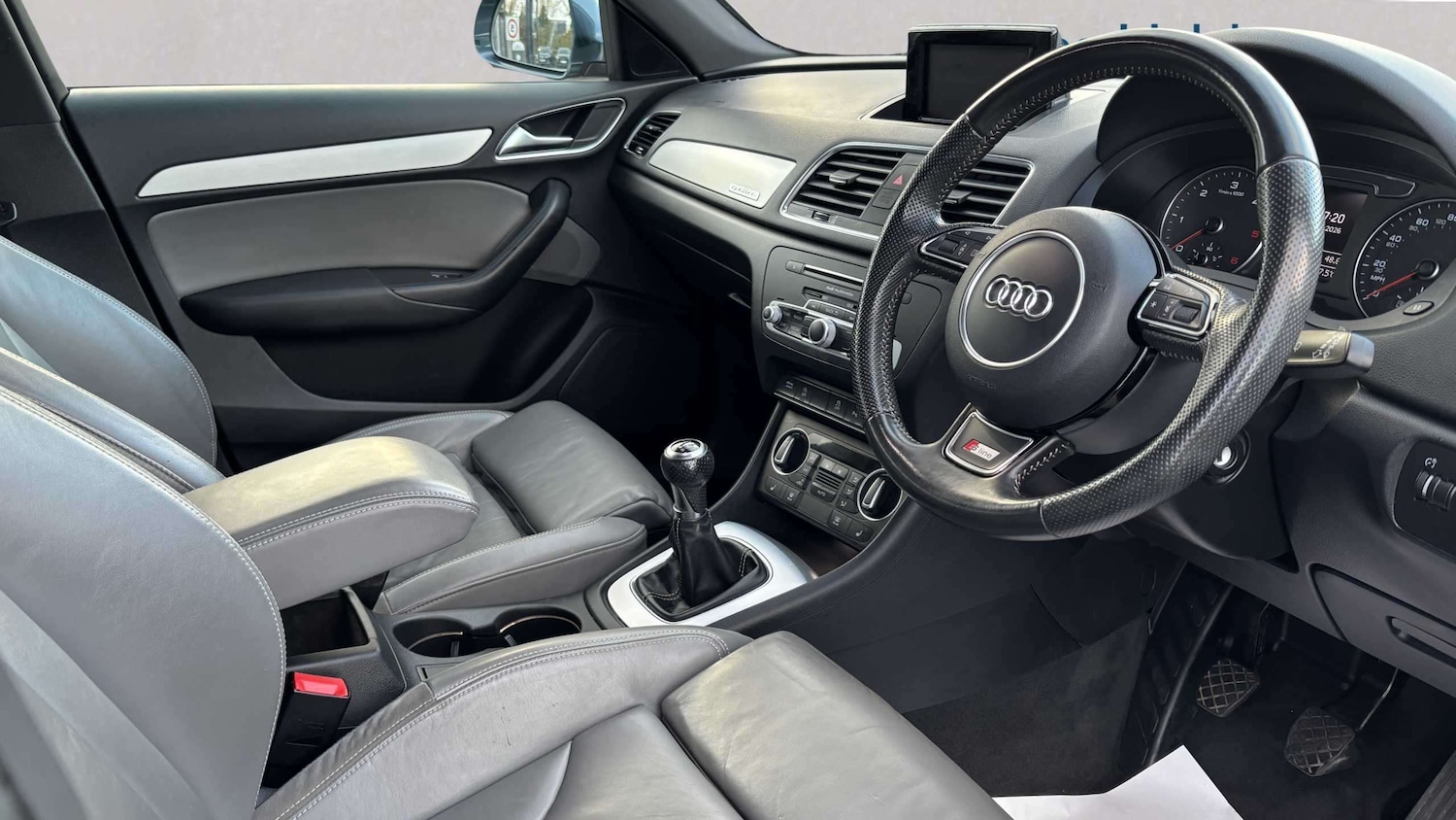 Used Audi Q3 for sale - 77859729: Photo 3