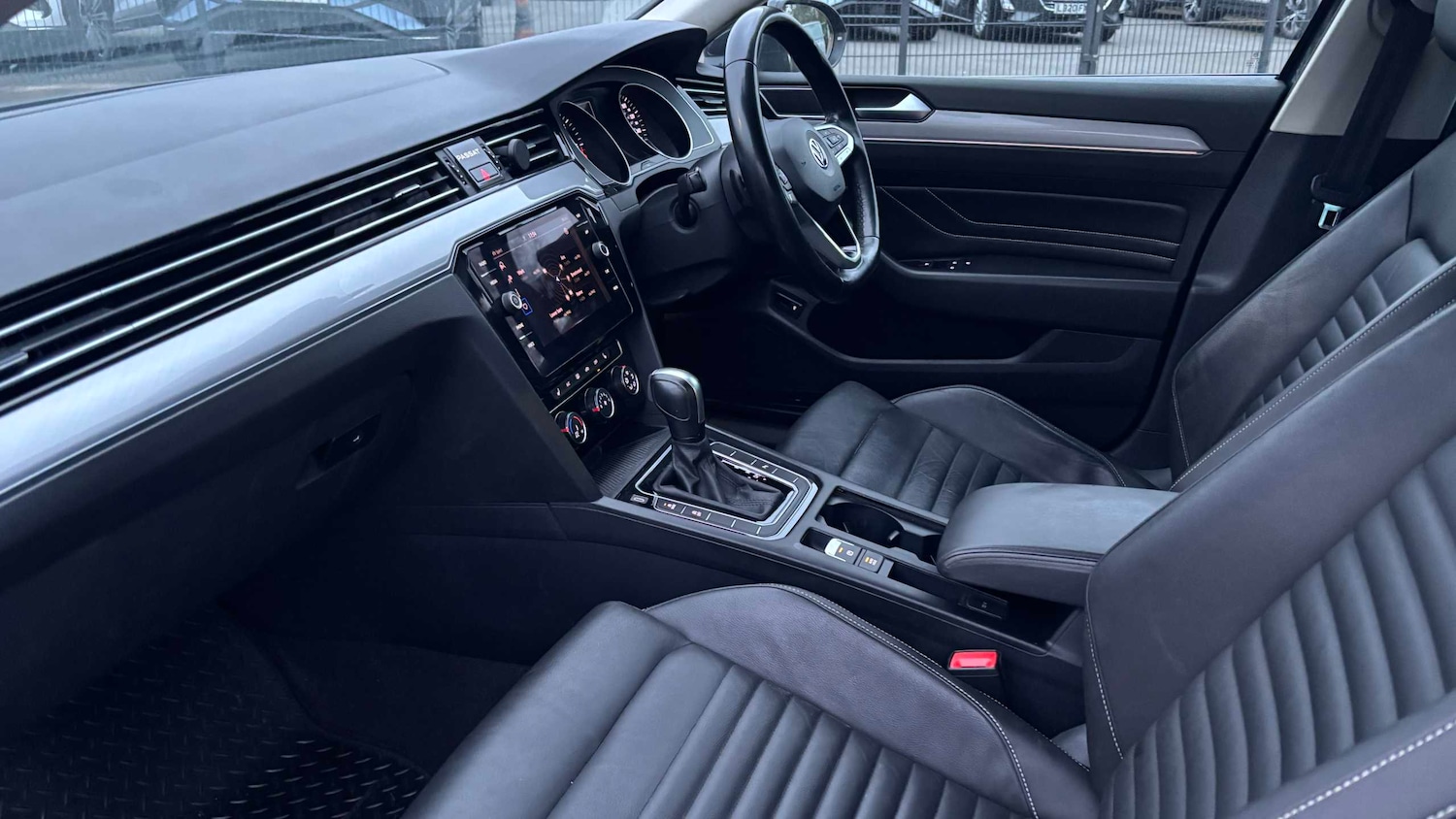 Used Volkswagen Passat for sale - 77860164: Photo 8