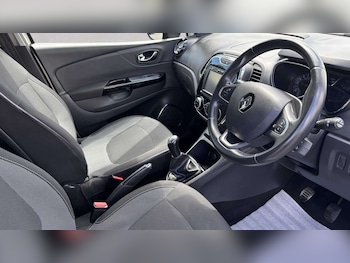 Used Renault Captur 2016 for sale - 79376693: Photo