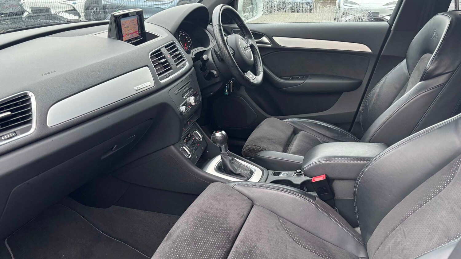 Used Audi Q3 2014 for sale - 77859785: Photo 9