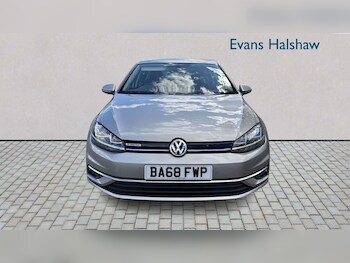 Used Volkswagen Golf 2019 for sale - 78321885: Photo