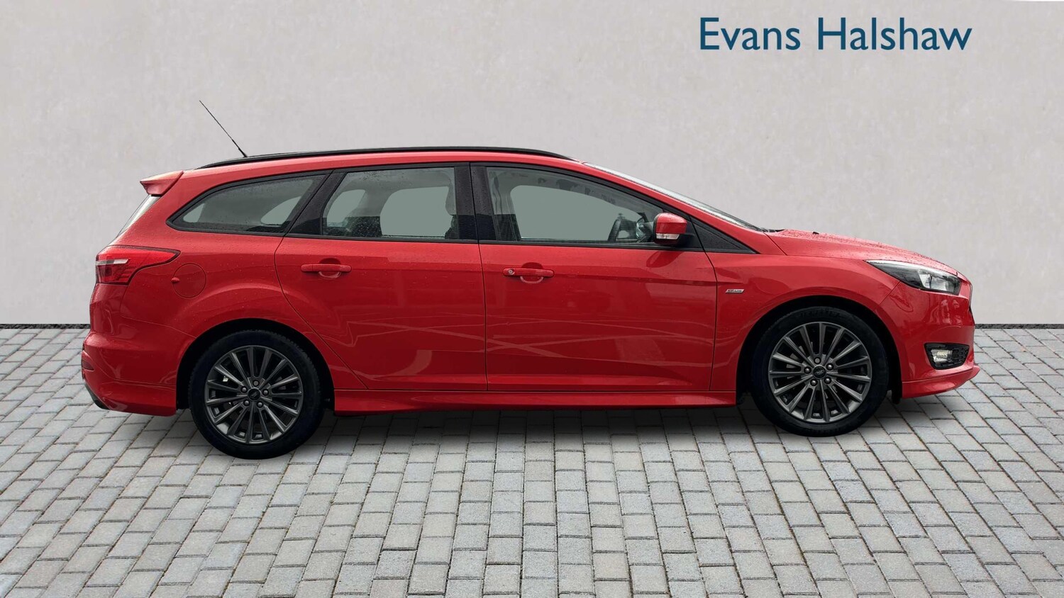 Used Ford Focus 2017 for sale - 77858932: Photo 6