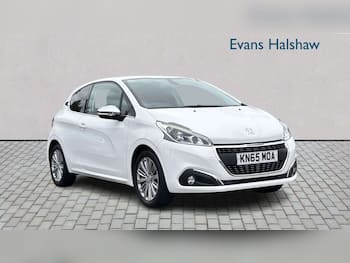 Used Peugeot 208 2015 for sale - 79851589: Photo
