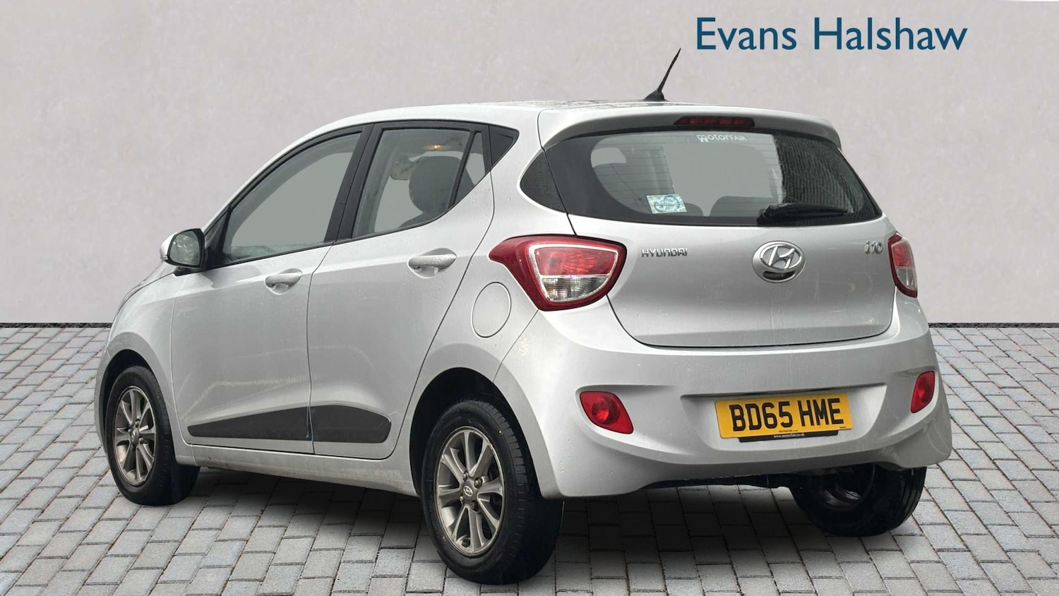 Used Hyundai i10 for sale - 77860920: Photo 2