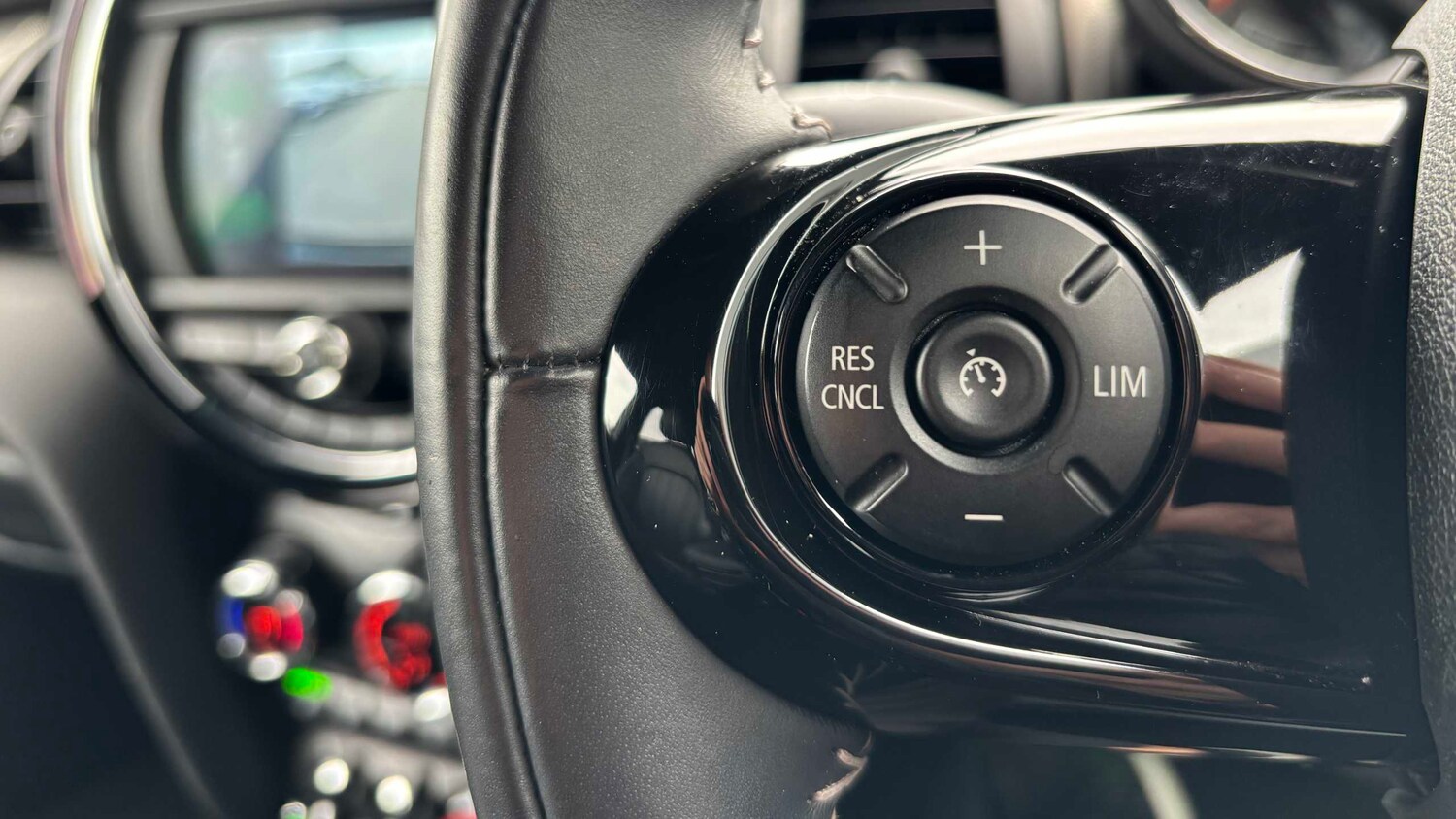 Used MINI Hatch 2018 for sale - 78208852: Photo 16