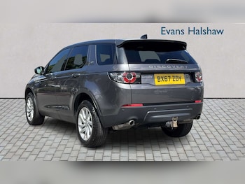Used Land Rover Discovery Sport 2017 for sale - 78857419: Photo