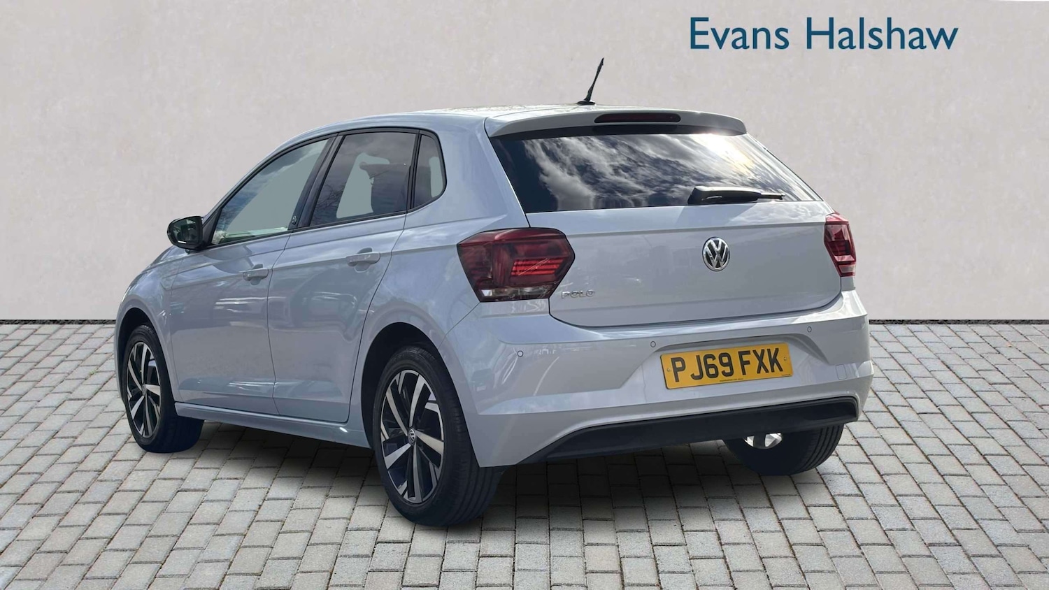 Used Volkswagen Polo 2019 for sale - 78119269: Photo 2