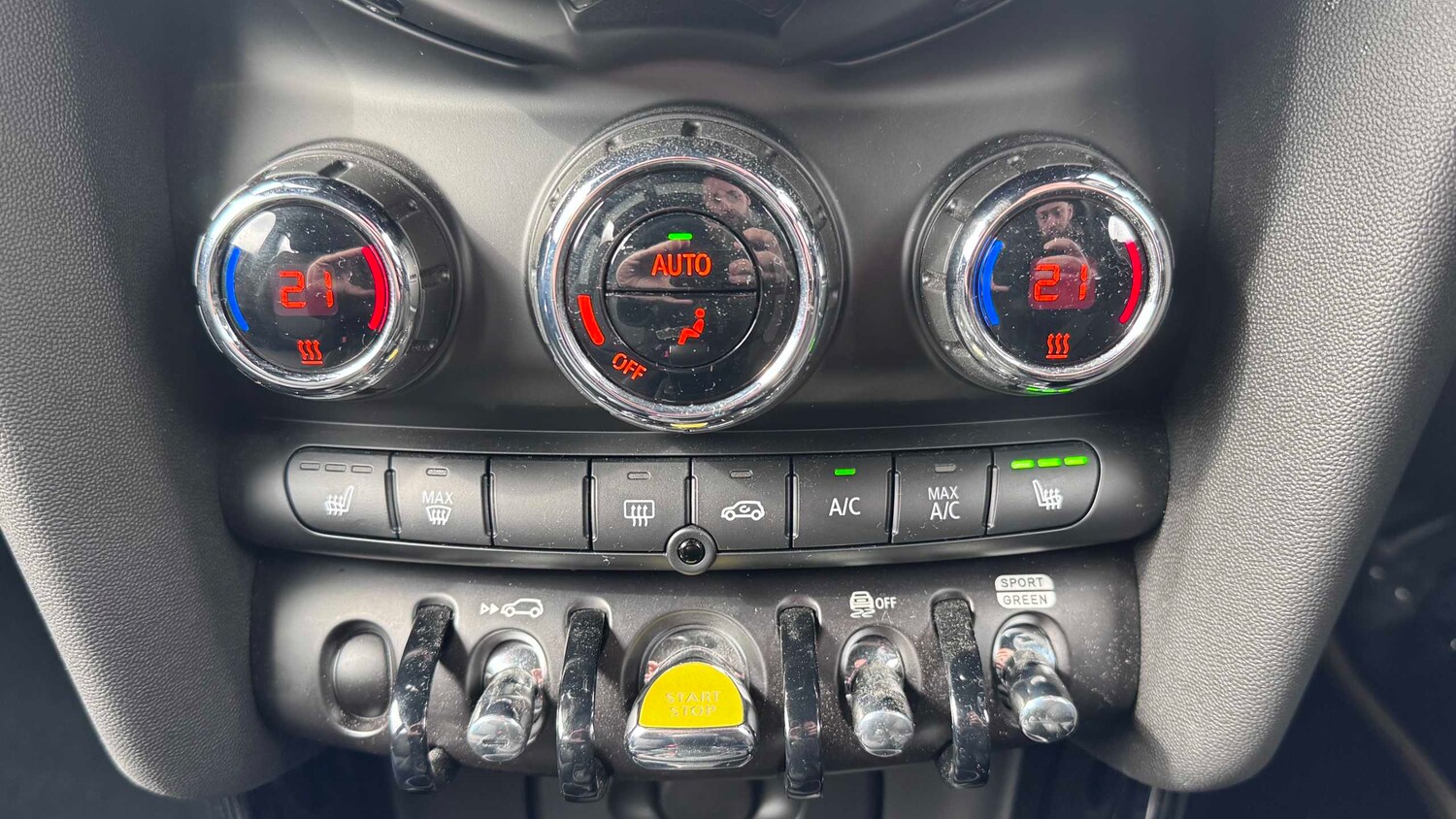 Used MINI Hatch 2021 for sale - 77995812: Photo 18