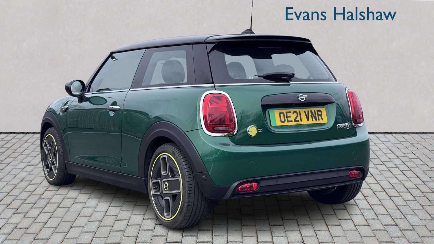 Used MINI Hatch 2021 for sale - 77995812: Photo 2