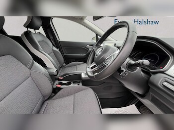 Used Renault Captur 2023 for sale - 78264786: Photo