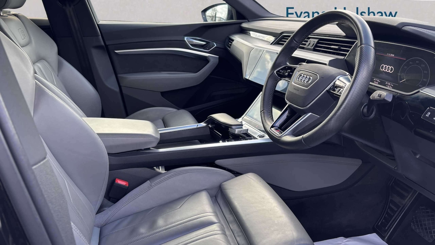 Used Audi e-tron 2022 for sale - 77856693: Photo 3