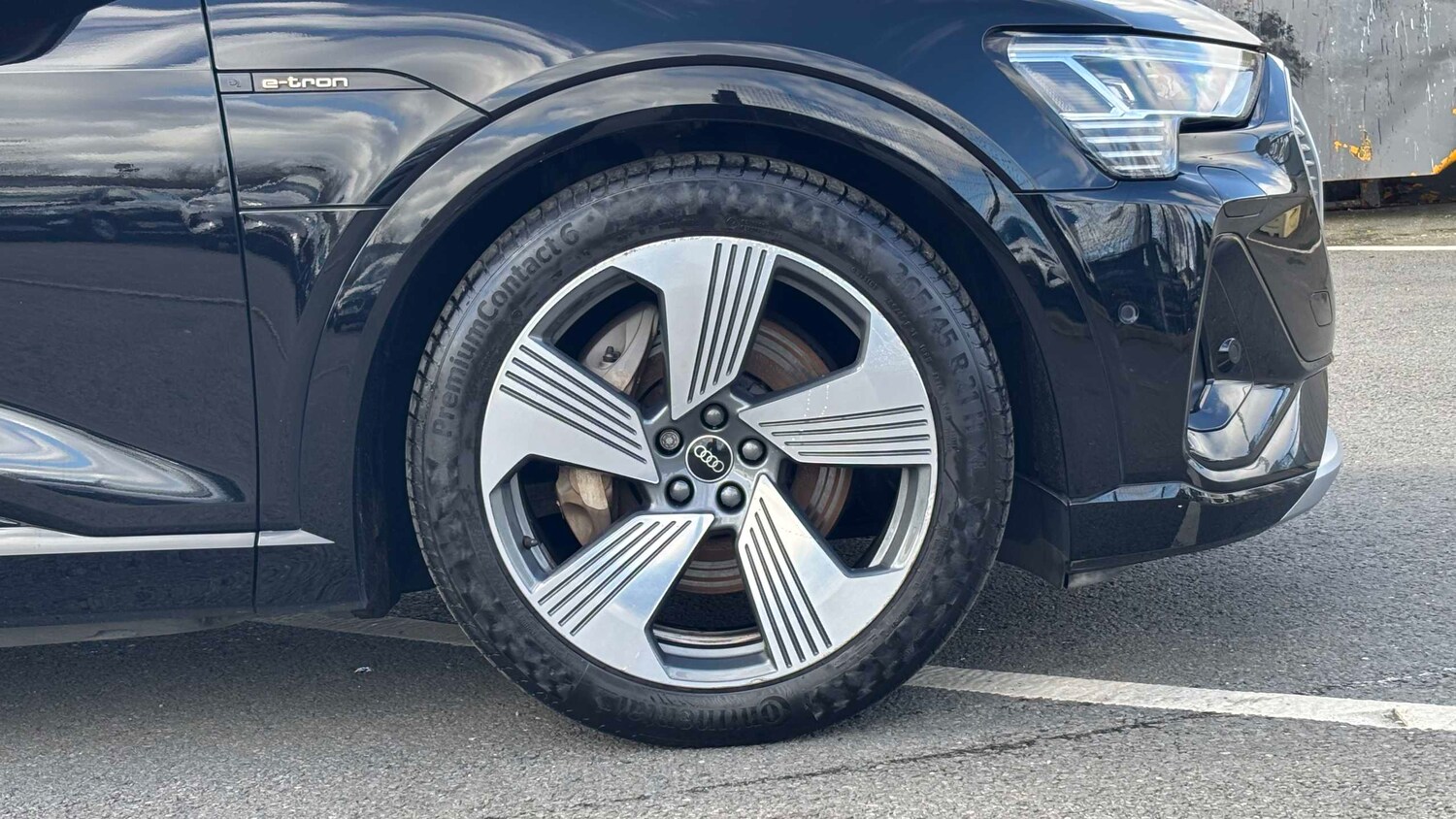 Used Audi e-tron 2022 for sale - 77856693: Photo 7