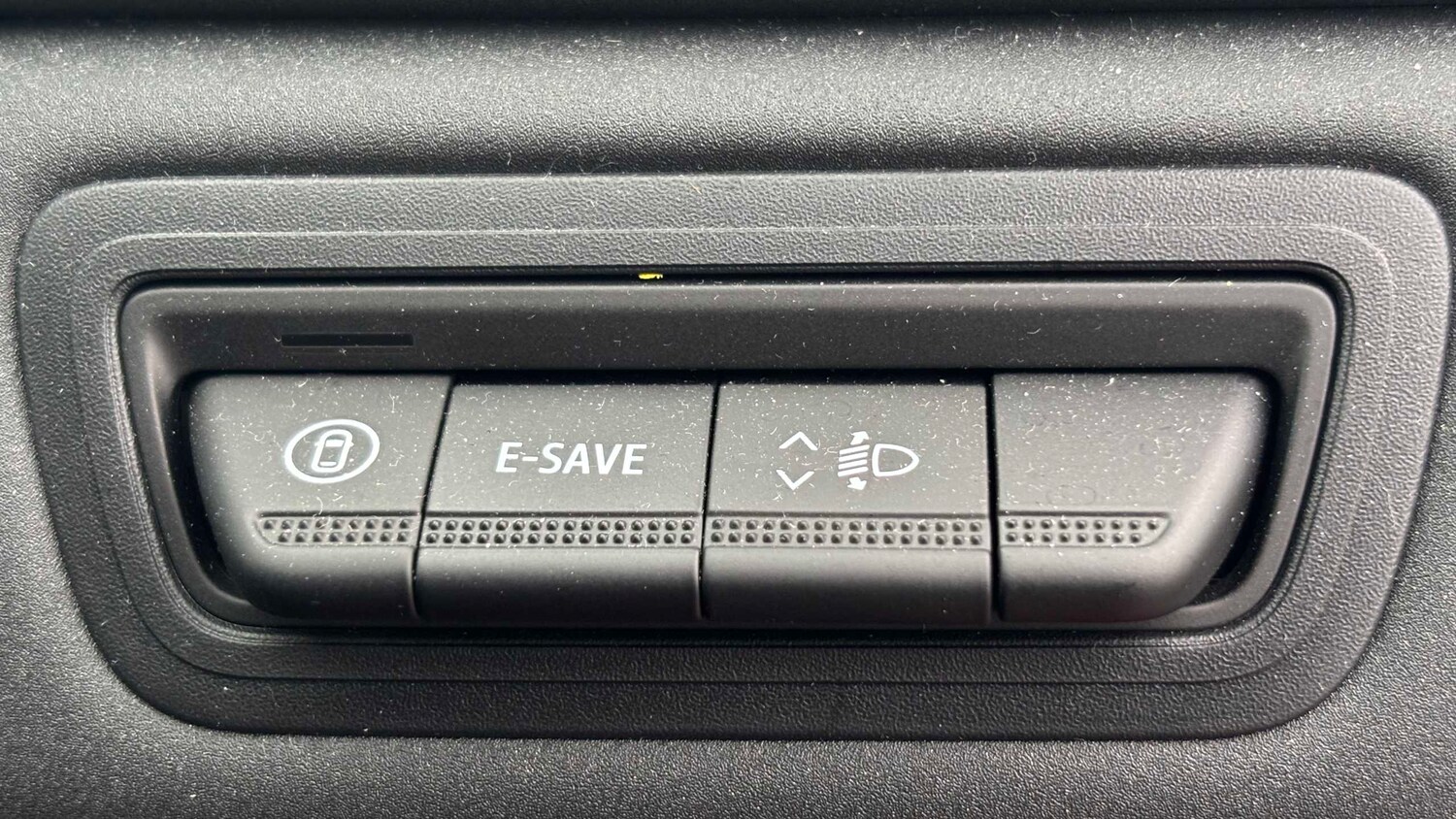 Used Renault Captur for sale - 77859814: Photo 16