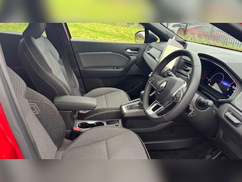 Used Renault Captur 2025 for sale - 77859814: Photo