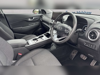 Used Hyundai KONA 2023 for sale - 78129776: Photo