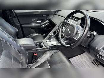 Used Jaguar E-Pace 2018 for sale - 78857408: Photo
