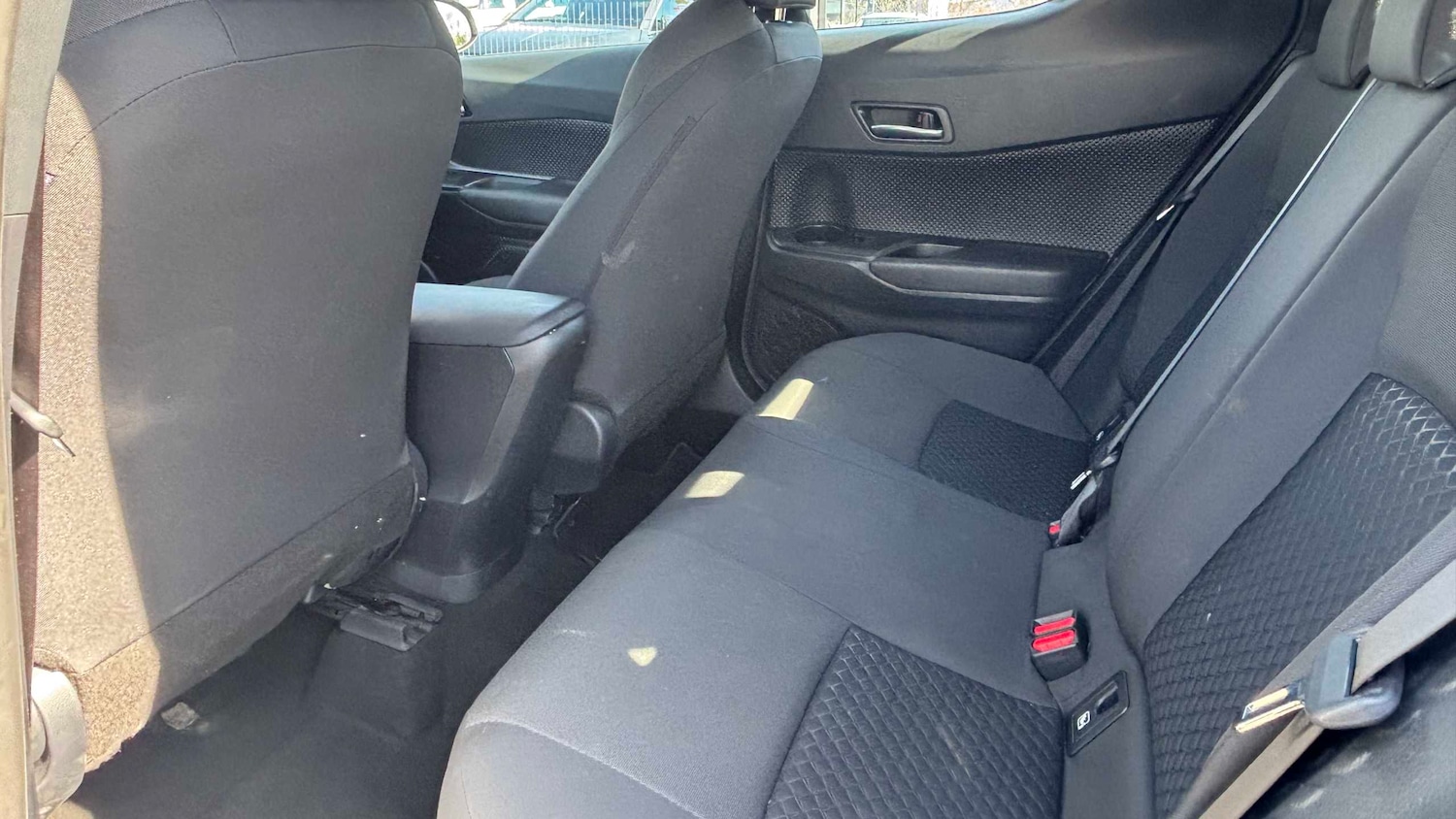 Used Toyota C-HR 2023 for sale - 78118848: Photo 10