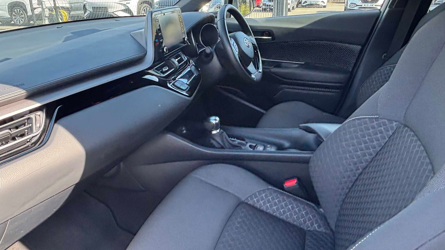 Used Toyota C-HR 2023 for sale - 78118848: Photo 9