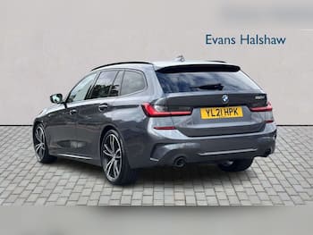Used BMW 3 Series 2021 for sale - 79702601: Photo