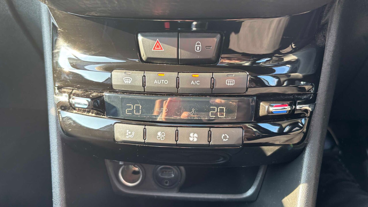 Used Peugeot 2008 for sale - 77860328: Photo 15