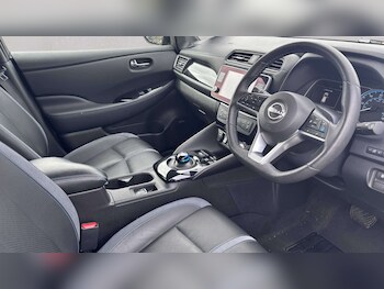 Used Nissan Leaf 2023 for sale - 77886217: Photo