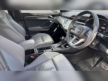 Used Audi Q3 2020 for sale - 79466959: Photo