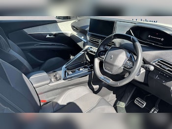 Used Peugeot 5008 2023 for sale - 79227512: Photo