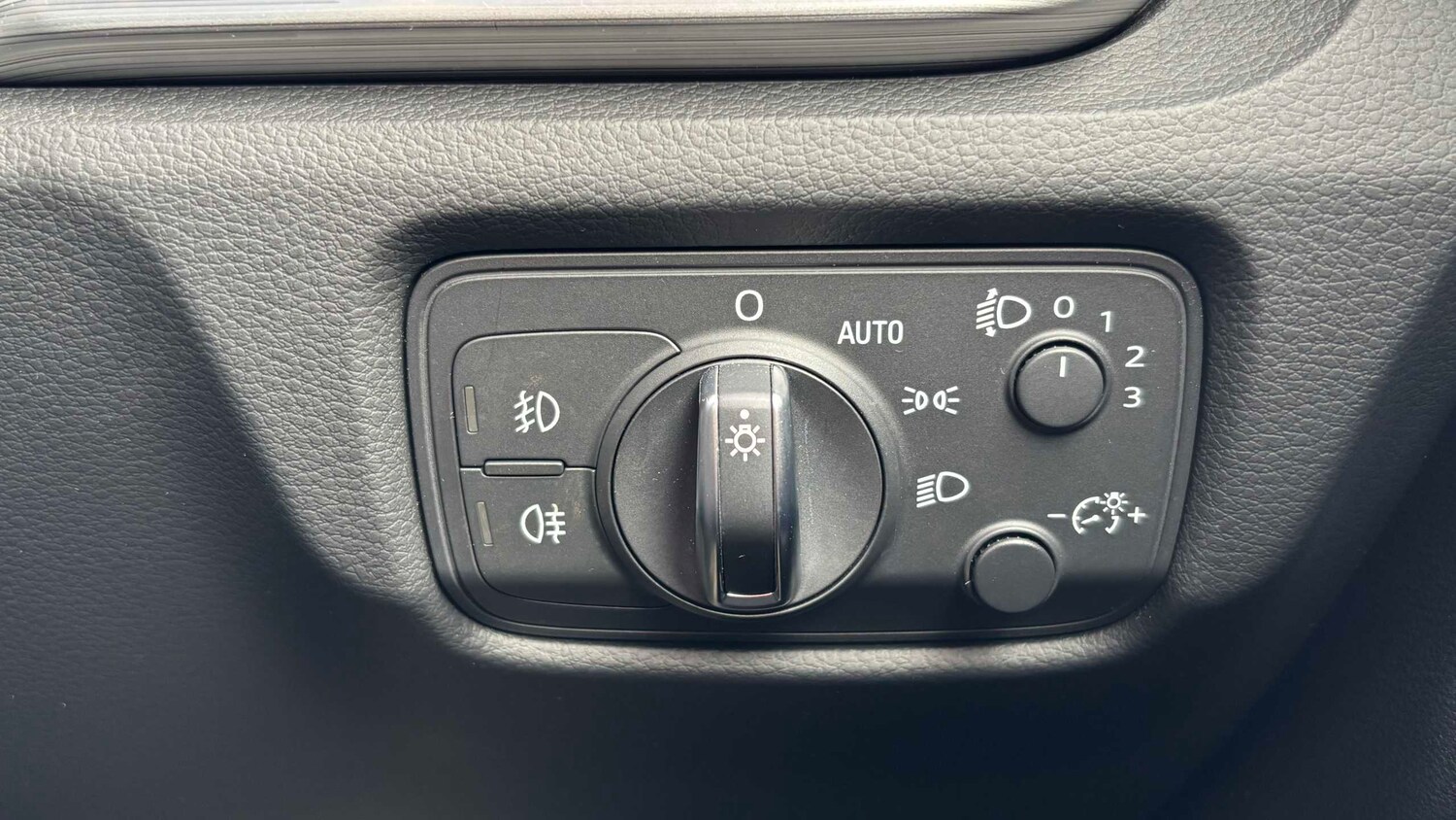 Used Audi A3 2016 for sale - 77913753: Photo 19