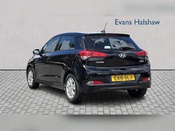 Used Hyundai i20 2016 for sale - 78857204: Photo