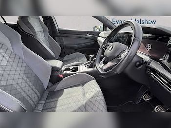 Used Volkswagen Golf 2021 for sale - 78433049: Photo