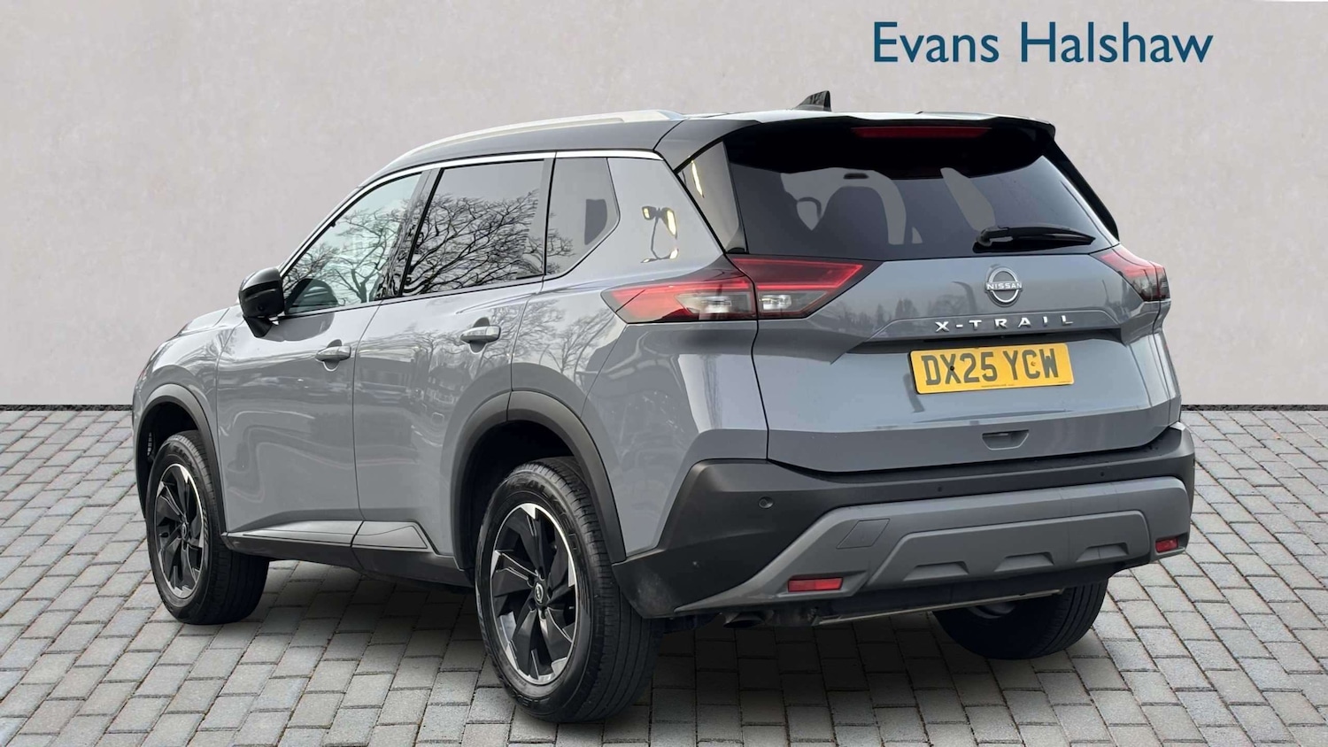 Used Nissan X-Trail for sale - 77858449: Photo 2