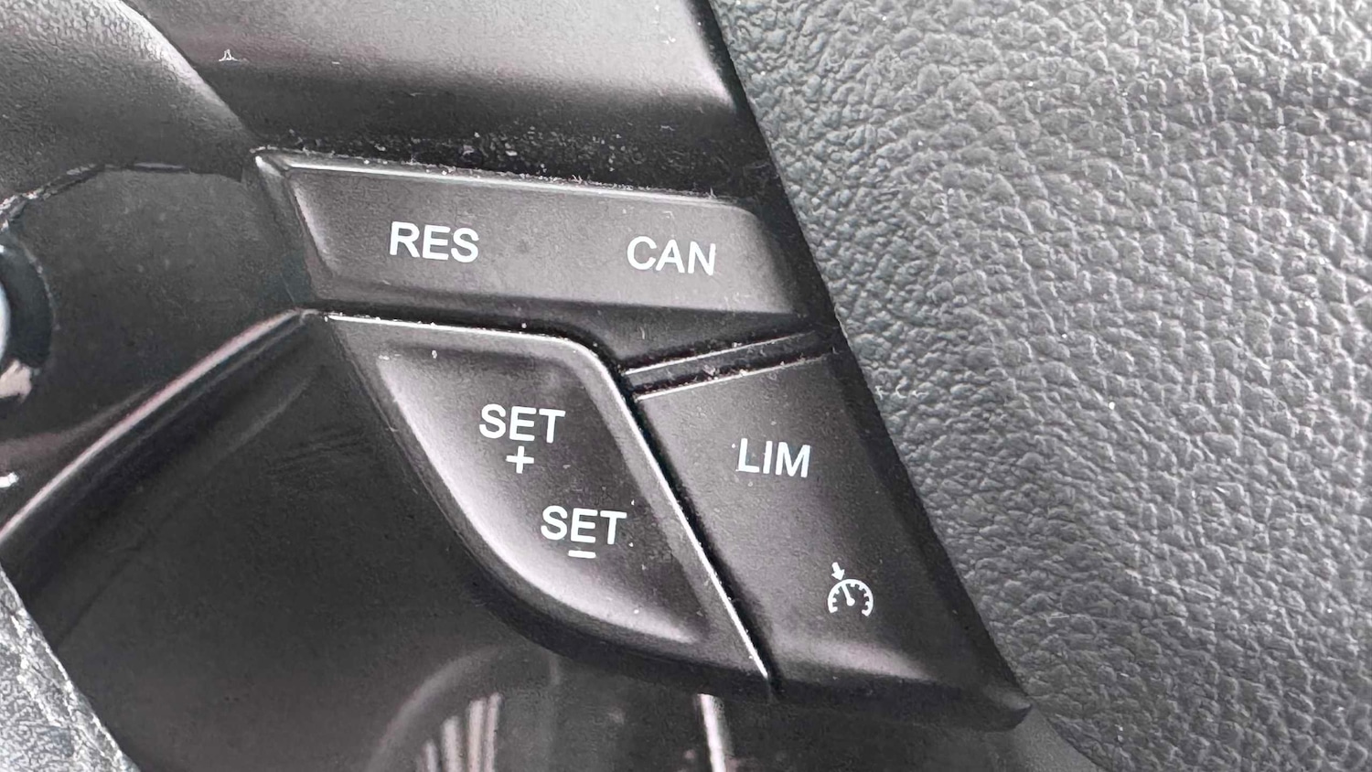 Used Ford Kuga 2018 for sale - 78010012: Photo 16