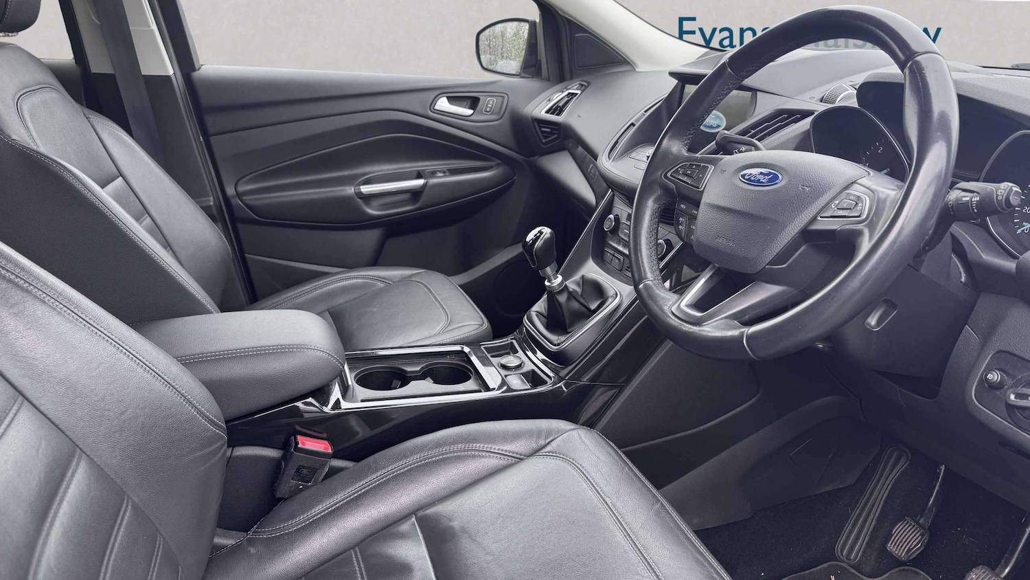 Used Ford Kuga 2018 for sale - 78010012: Photo 3