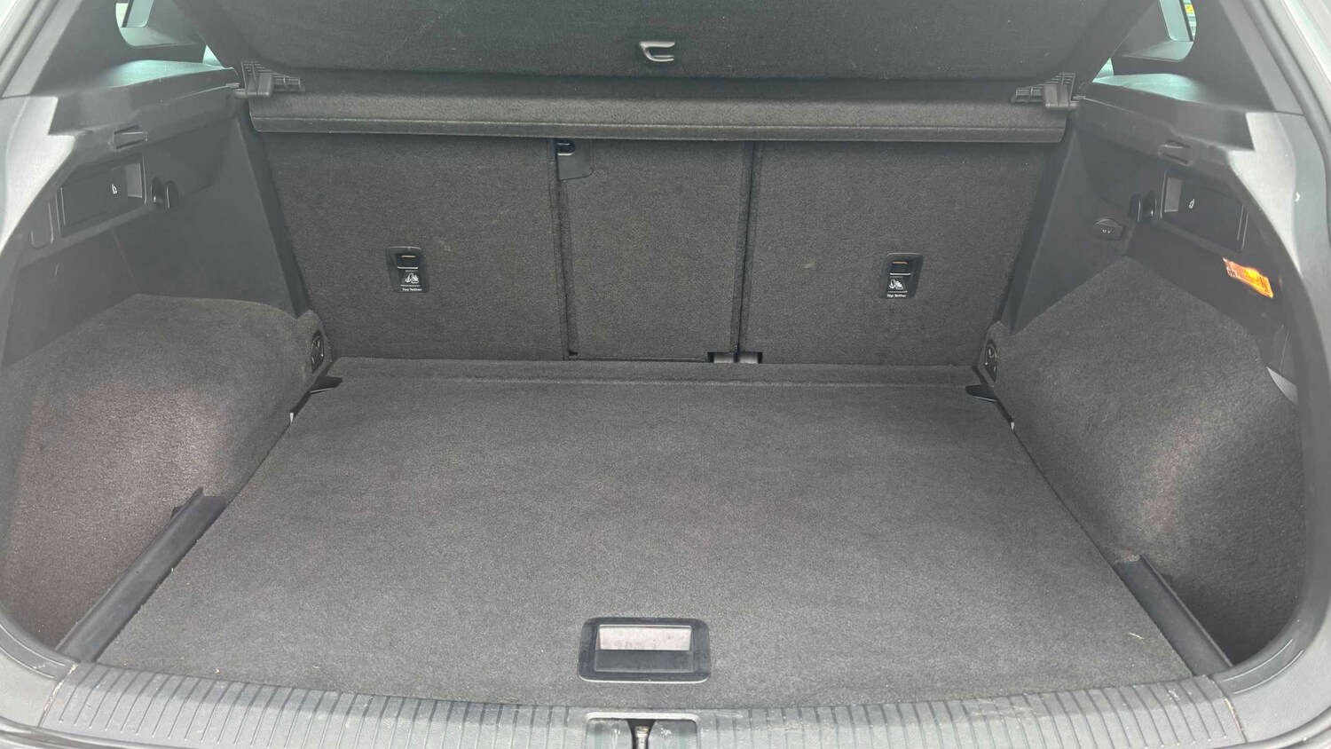 Used Volkswagen Tiguan for sale - 77856380: Photo 11