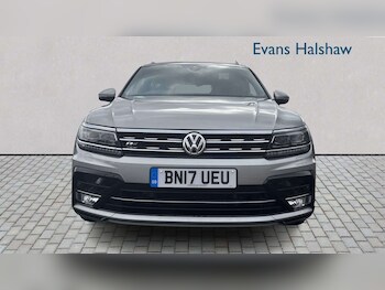 Used Volkswagen Tiguan 2017 for sale - 77856380: Photo