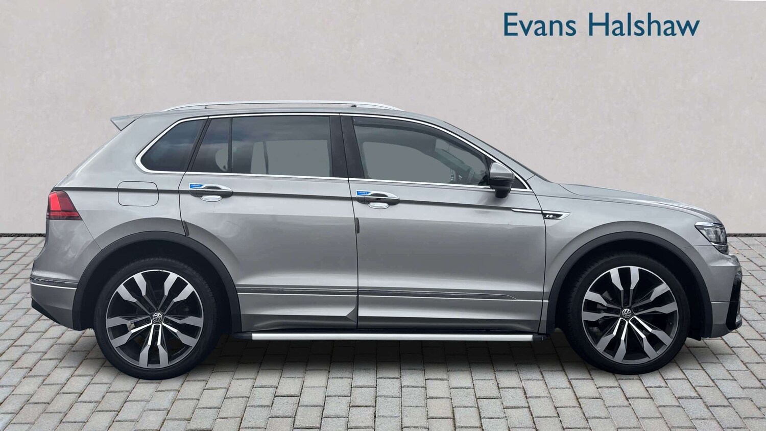 Used Volkswagen Tiguan for sale - 77856380: Photo 6