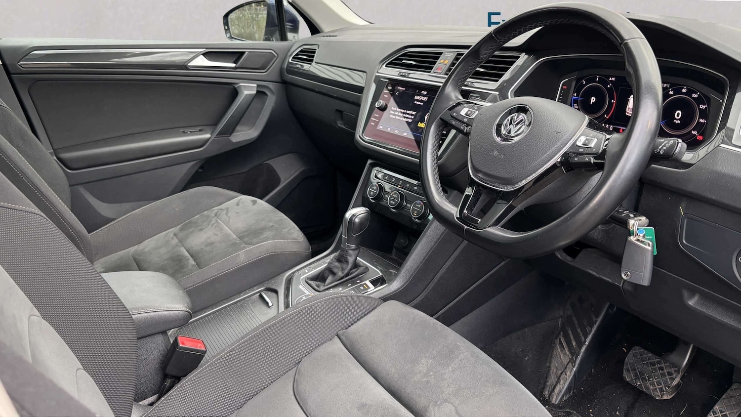 Used Volkswagen Tiguan for sale - 77861633: Photo 3